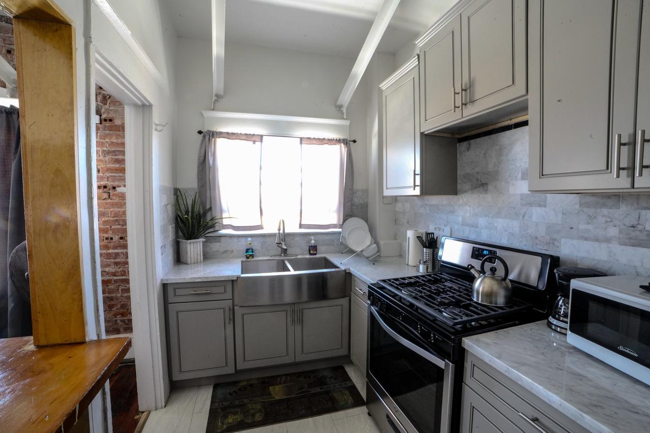 Ellison 3* Los Angeles