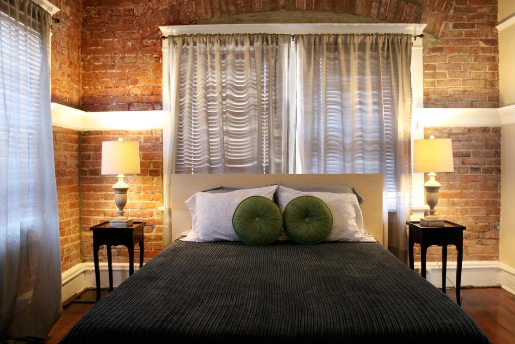 Hotel Ellison